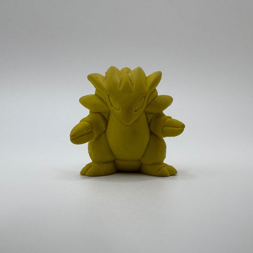 Pokemon‎ Nintendo 3-D Sandslash Eraser Figure 1999 - Yellow